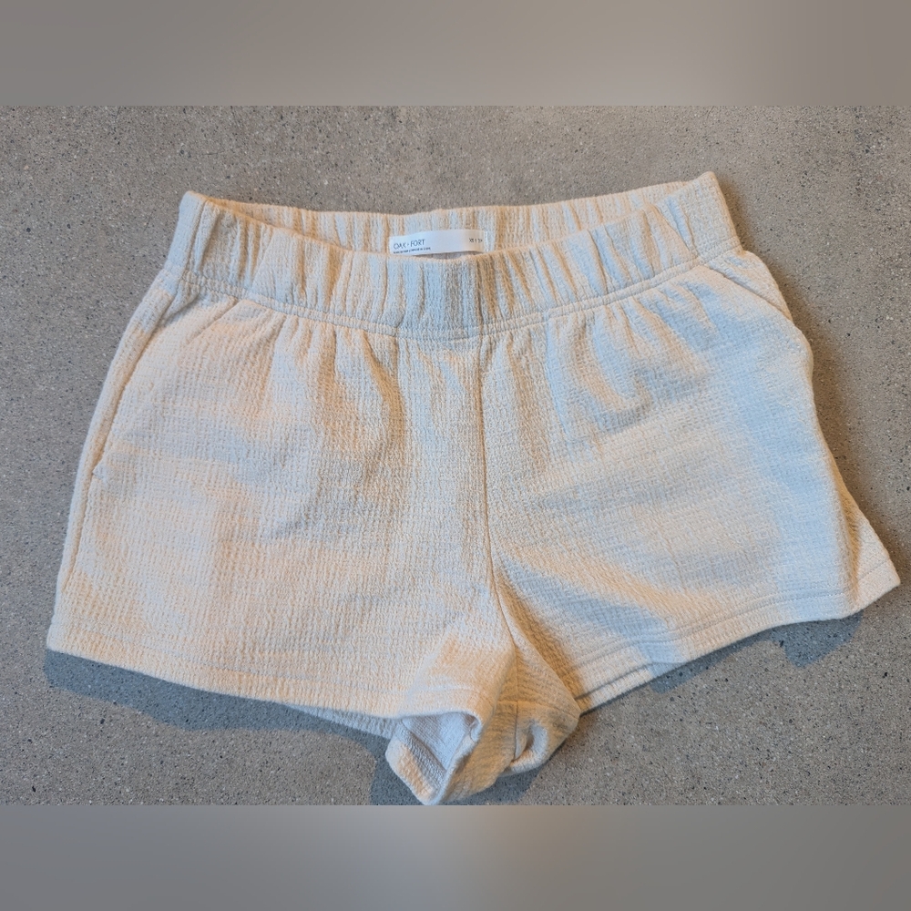 Oak & Fort Women's Cream Shorts